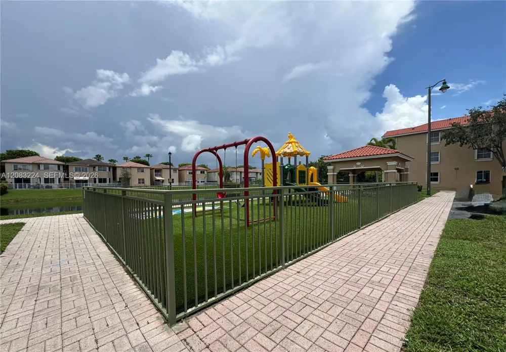 6720 NW 114th Ave #804 Doral, FL 33178