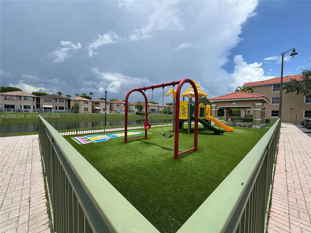 6720 NW 114th Ave #804 Doral, FL 33178