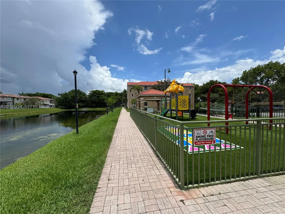 6720 NW 114th Ave #804 Doral, FL 33178