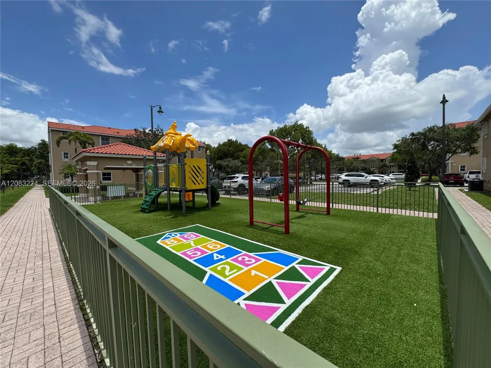 6720 NW 114th Ave #804 Doral, FL 33178