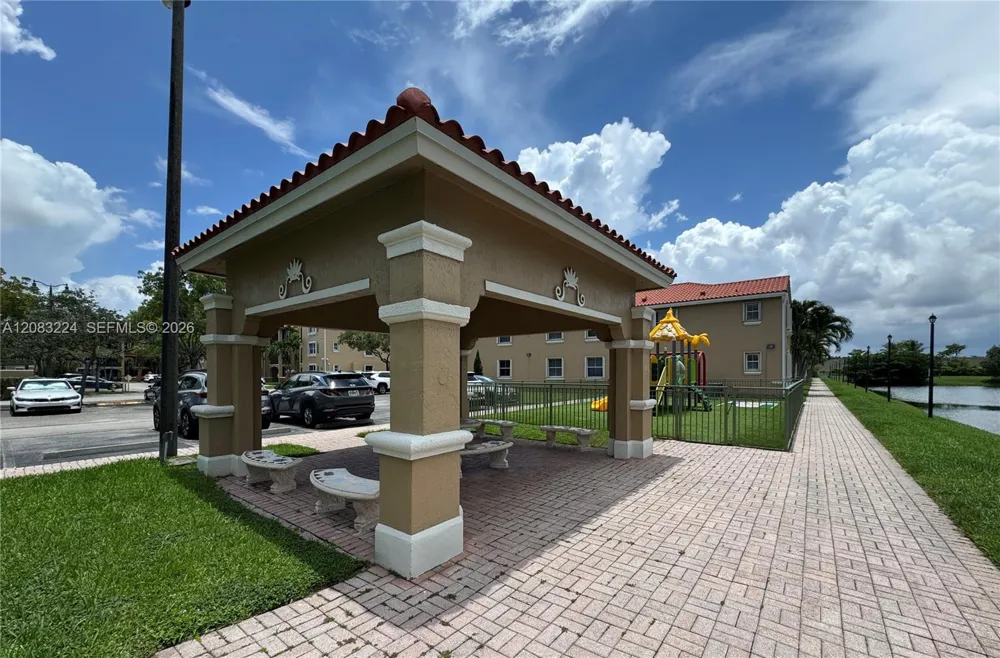 6720 NW 114th Ave #804 Doral, FL 33178