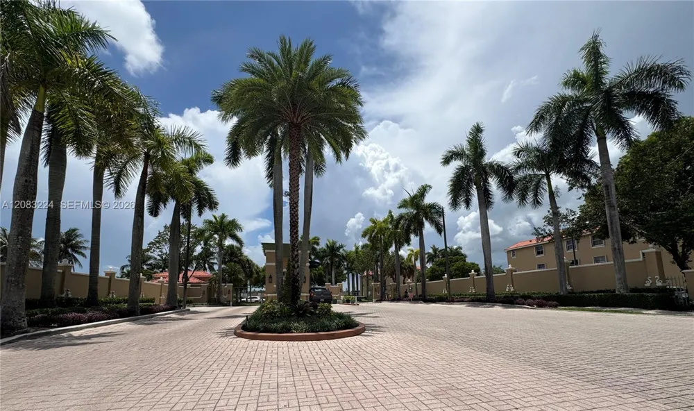 6720 NW 114th Ave #804 Doral, FL 33178