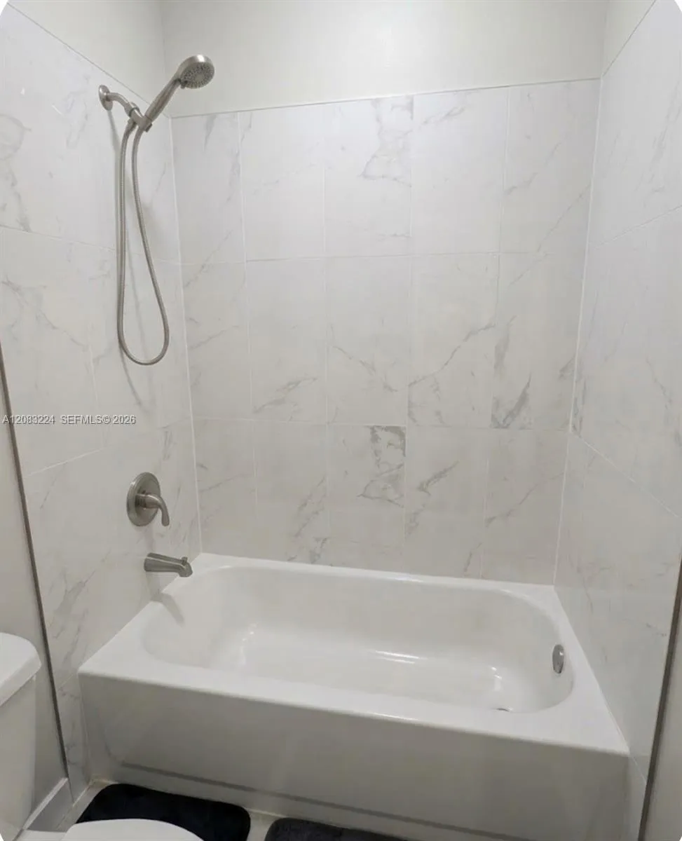 6720 NW 114th Ave #804 Doral, FL 33178
