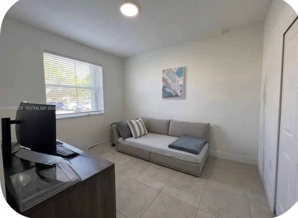 6720 NW 114th Ave #804 Doral, FL 33178