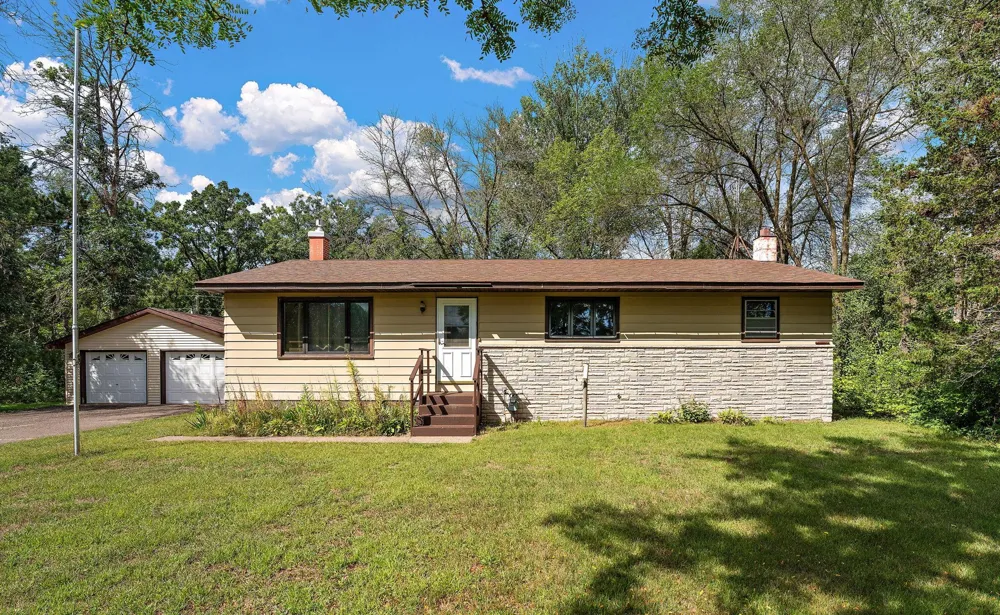28564 Zurich Street NE North Branch, MN 55056