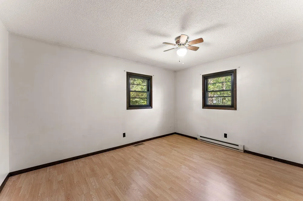 28564 Zurich Street NE North Branch, MN 55056