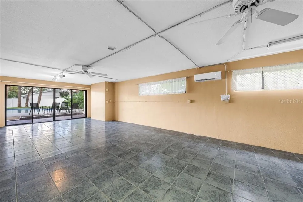 4675 CHANCELLOR CIRCLE NE St Petersburg, FL 33703