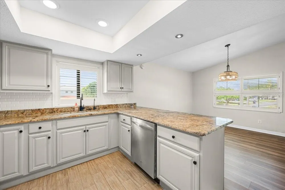 4675 CHANCELLOR CIRCLE NE St Petersburg, FL 33703