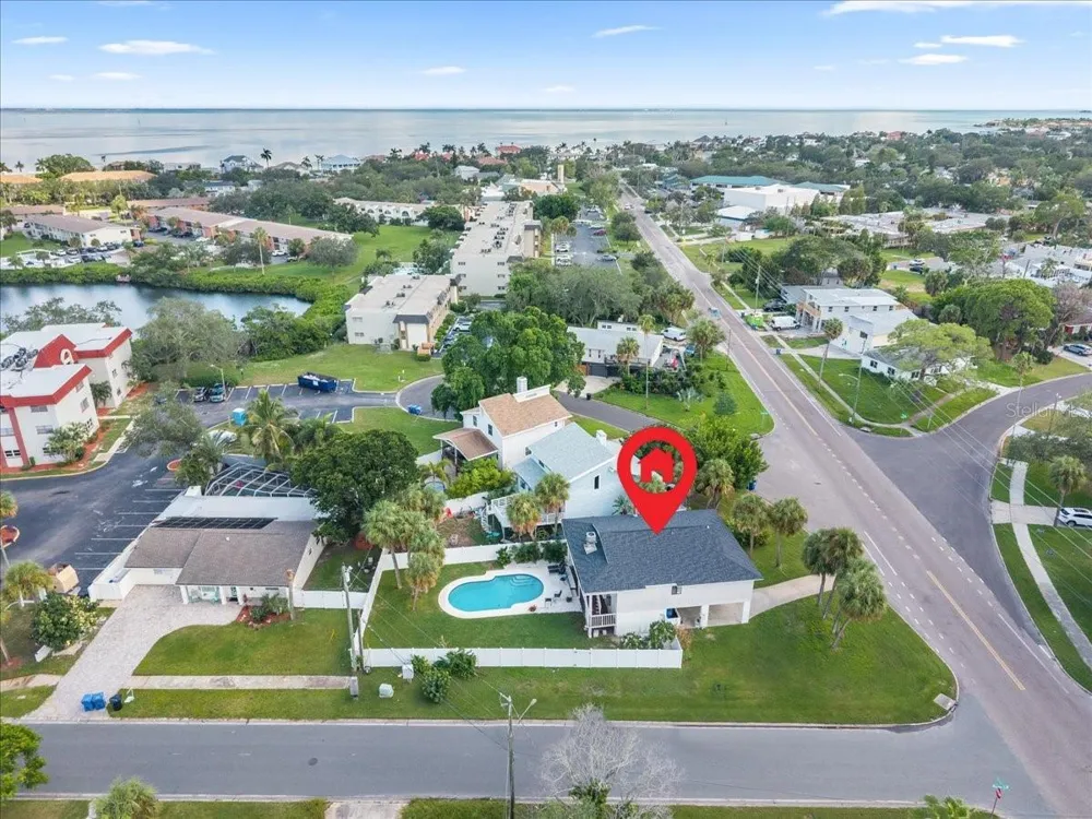 4675 CHANCELLOR CIRCLE NE St Petersburg, FL 33703