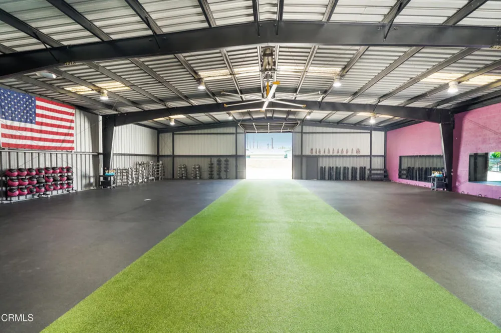 1301 E Main Street Santa Paula, CA 93060
