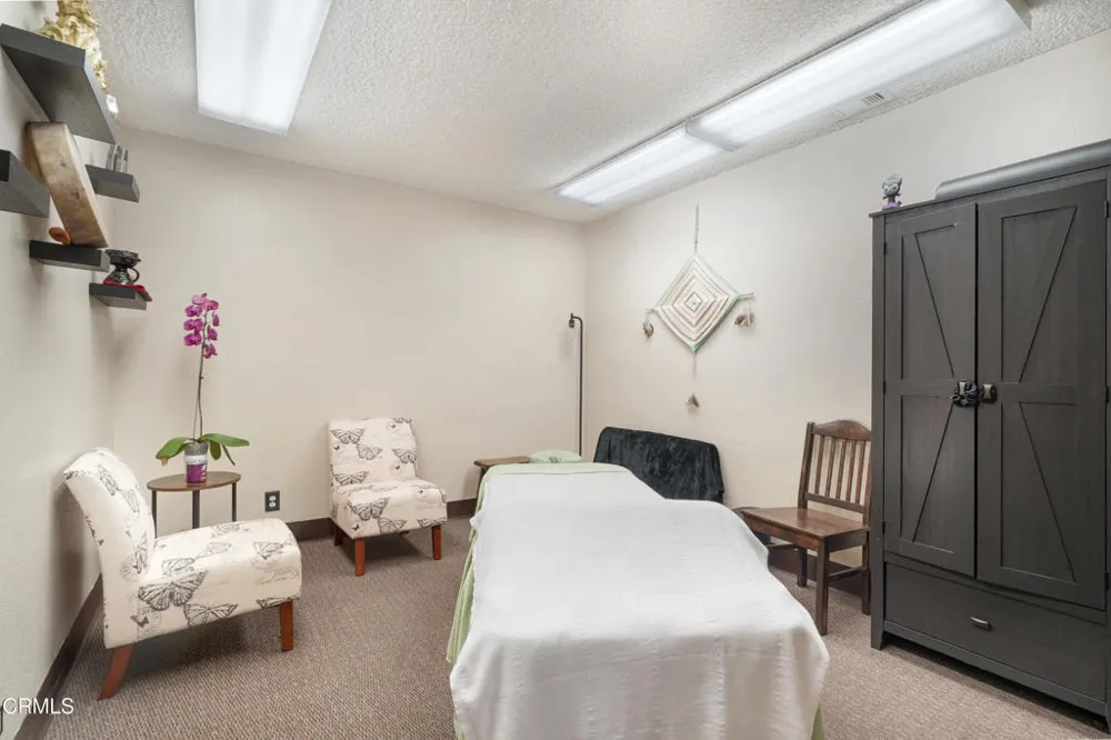 1301 E Main Street Santa Paula, CA 93060