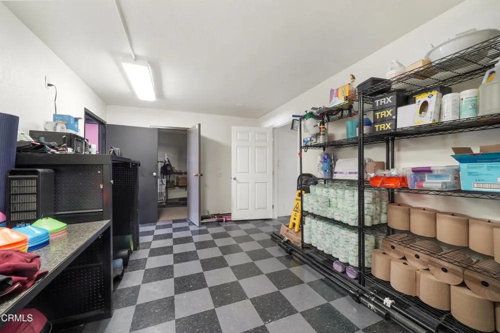 1301 E Main Street Santa Paula, CA 93060