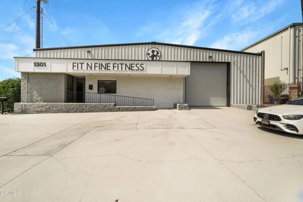 1301 E Main Street Santa Paula, CA 93060