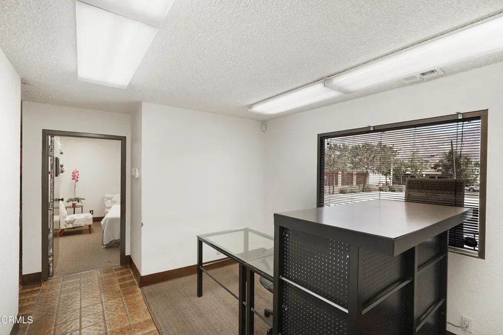 1301 E Main Street Santa Paula, CA 93060