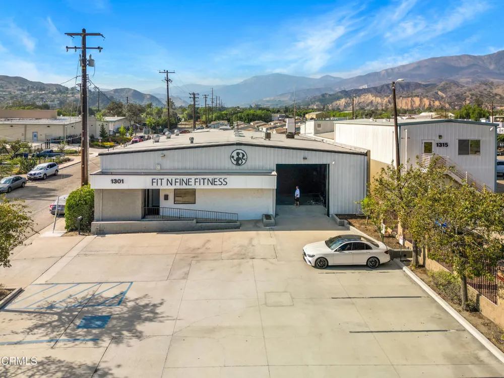 1301 E Main Street Santa Paula, CA 93060