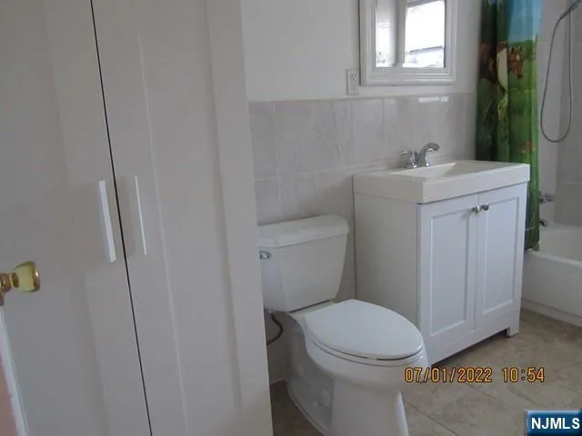 147 N Maple Avenue 3148 Park Ridge, NJ 07656