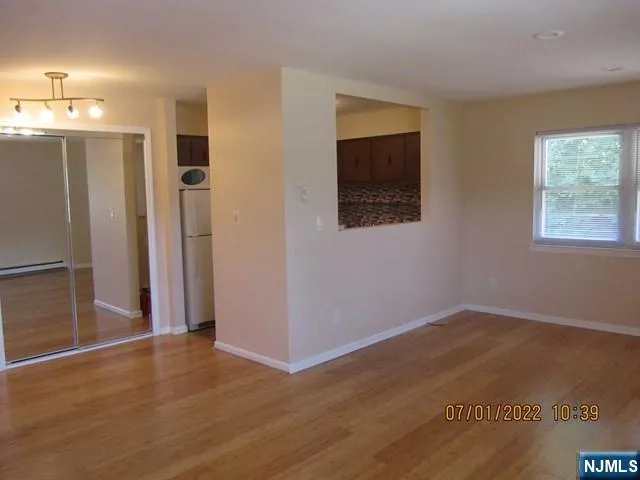 147 N Maple Avenue 3148 Park Ridge, NJ 07656