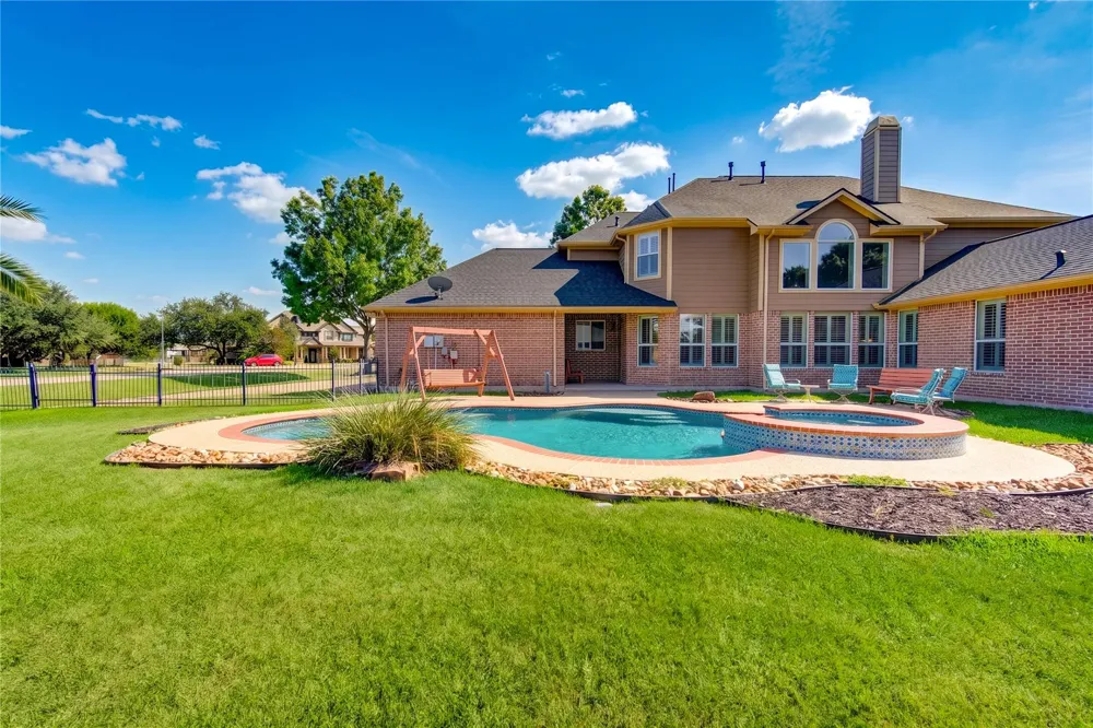 26110 Cross Hollow Lane Lane Cypress, TX 77433