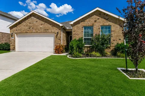 5612 Apple Grove Way