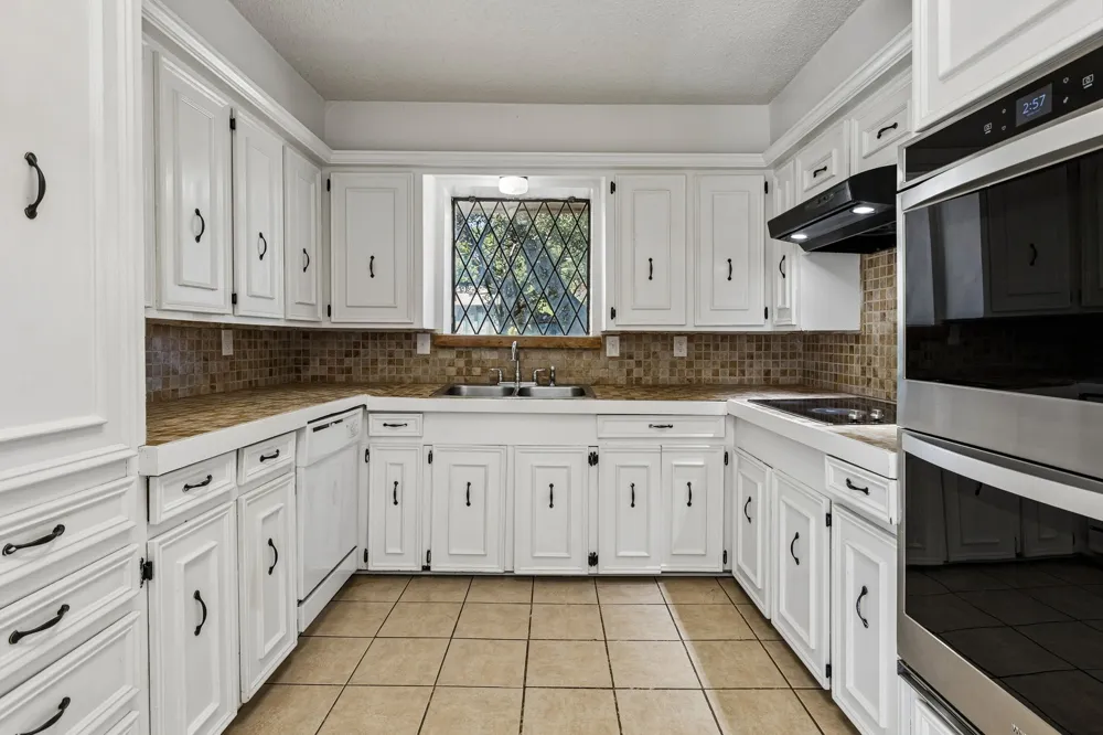 2206 Blue Cypress Drive Richardson, TX 75082