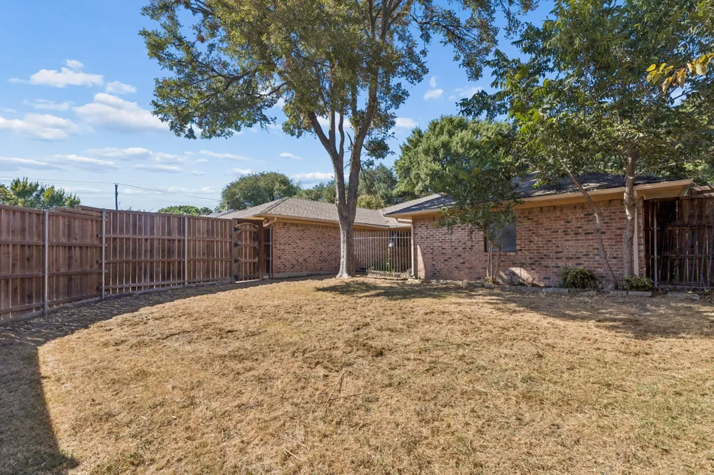 2206 Blue Cypress Drive Richardson, TX 75082