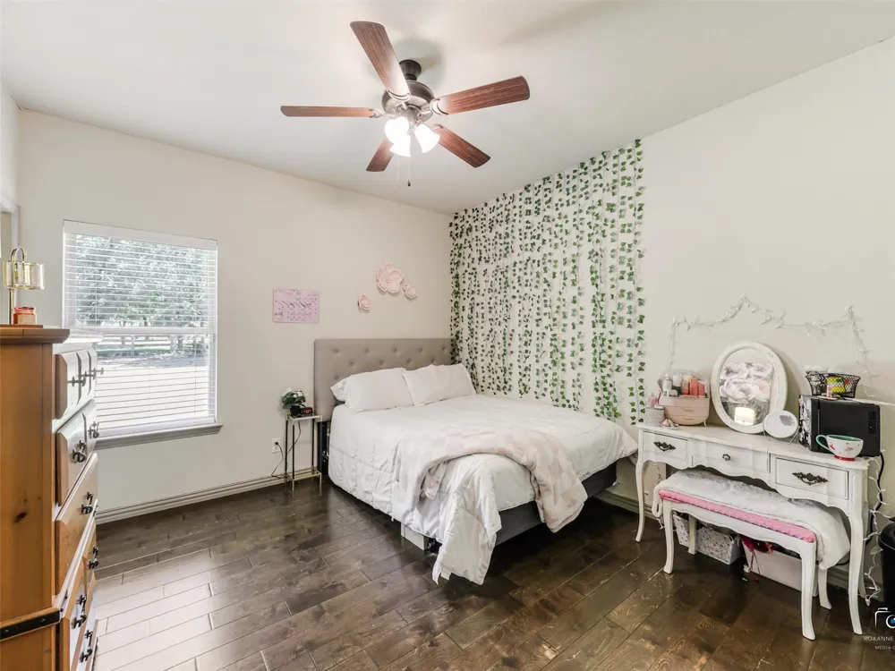 101 Sandlin Court Springtown, TX 76082