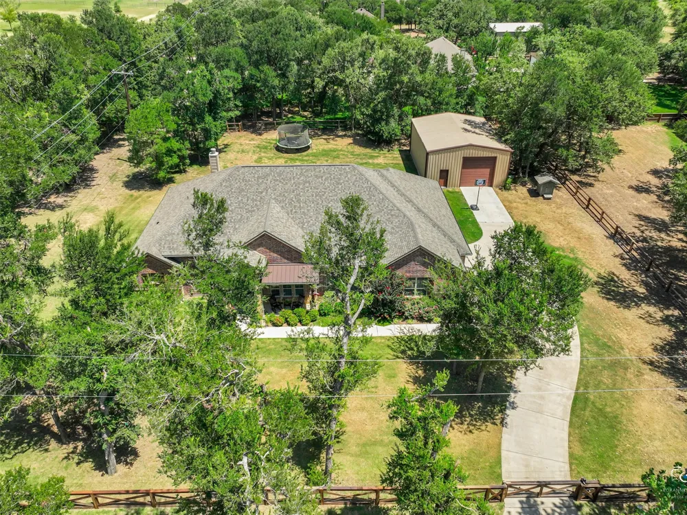 101 Sandlin Court Springtown, TX 76082