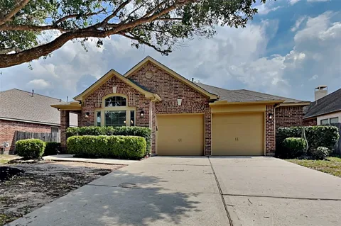 27407 Tracy Ridge Court