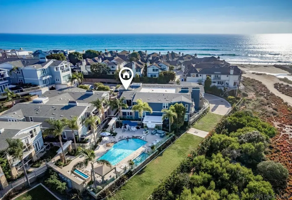 2351 Ocean St Carlsbad, CA 92008