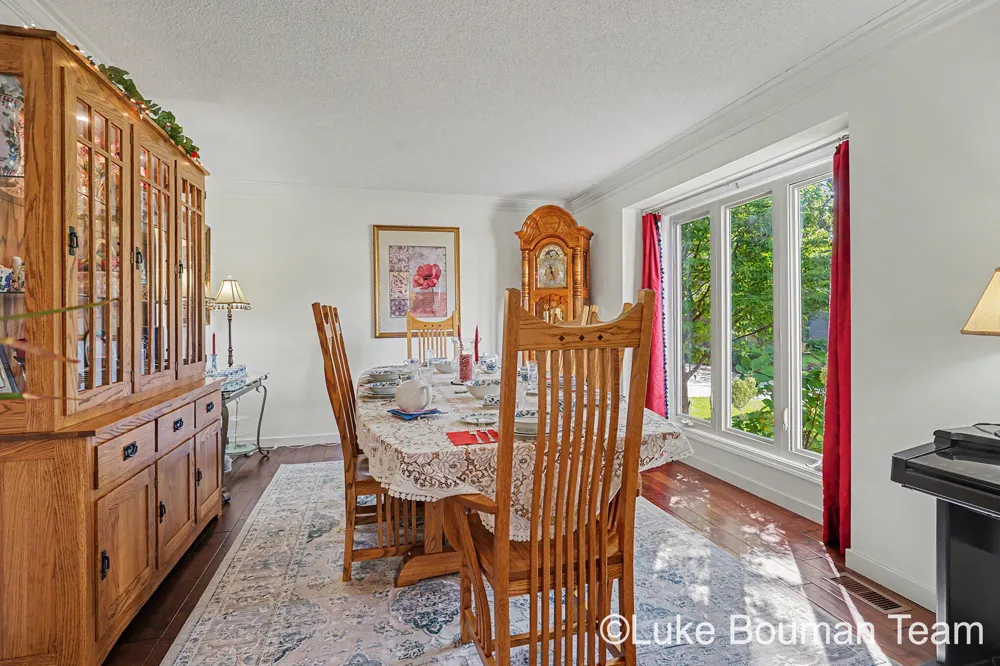 1046 Alden Court Holland, MI 49423