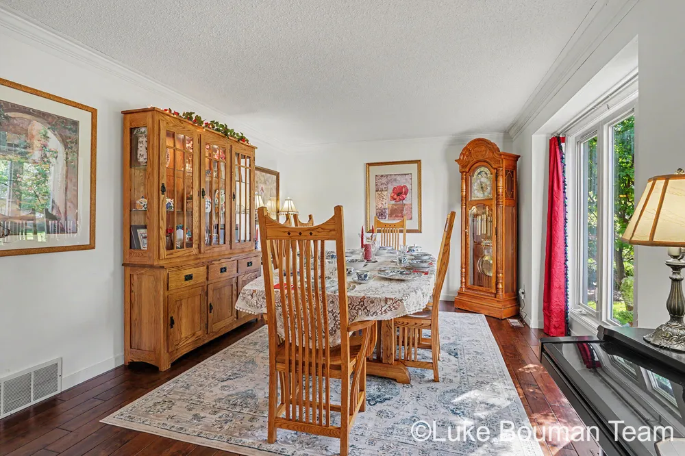 1046 Alden Court Holland, MI 49423