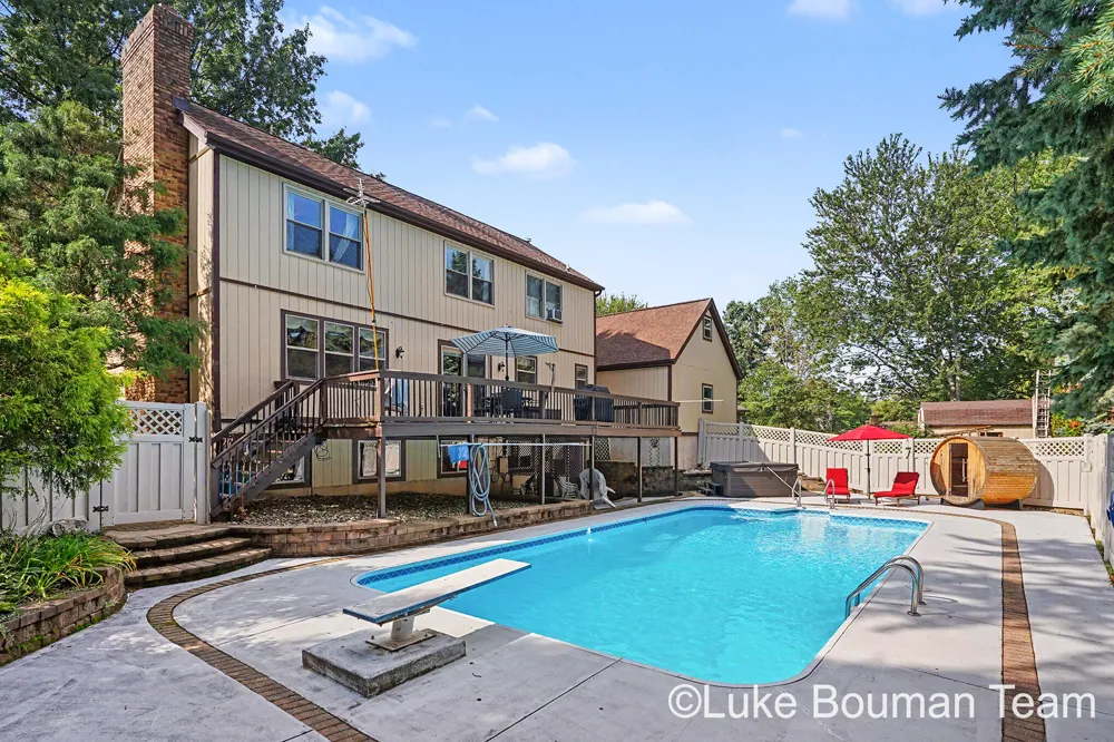 1046 Alden Court Holland, MI 49423
