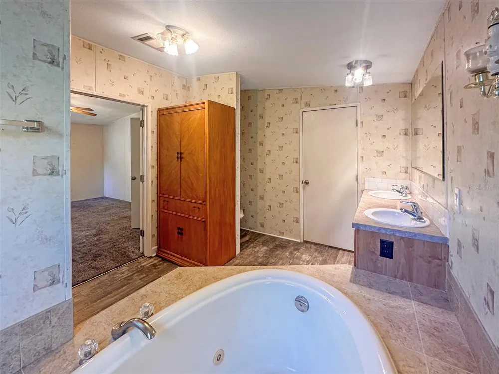 10700 TAMI TRAIL Hudson, FL 34669