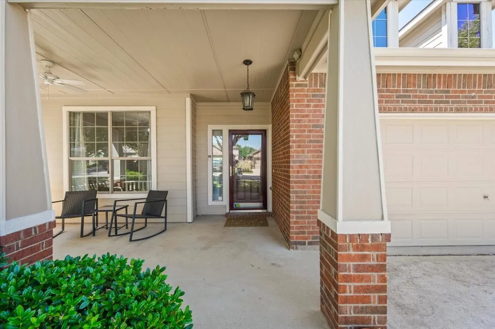10437 Bradshaw Drive Fort Worth, TX 76108