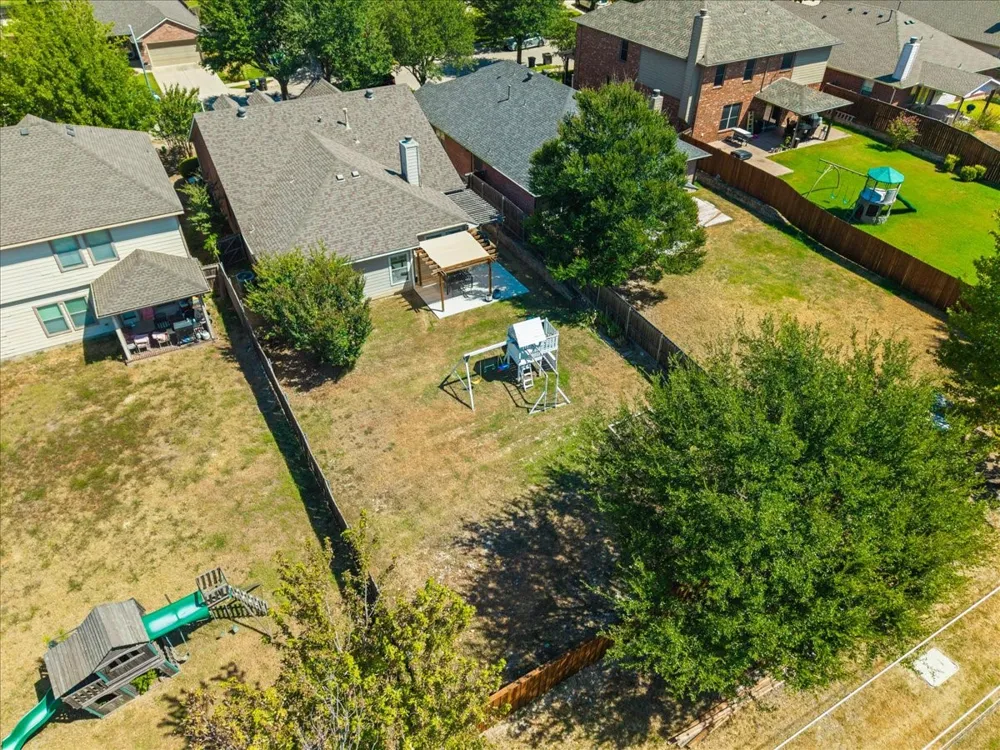 10437 Bradshaw Drive Fort Worth, TX 76108