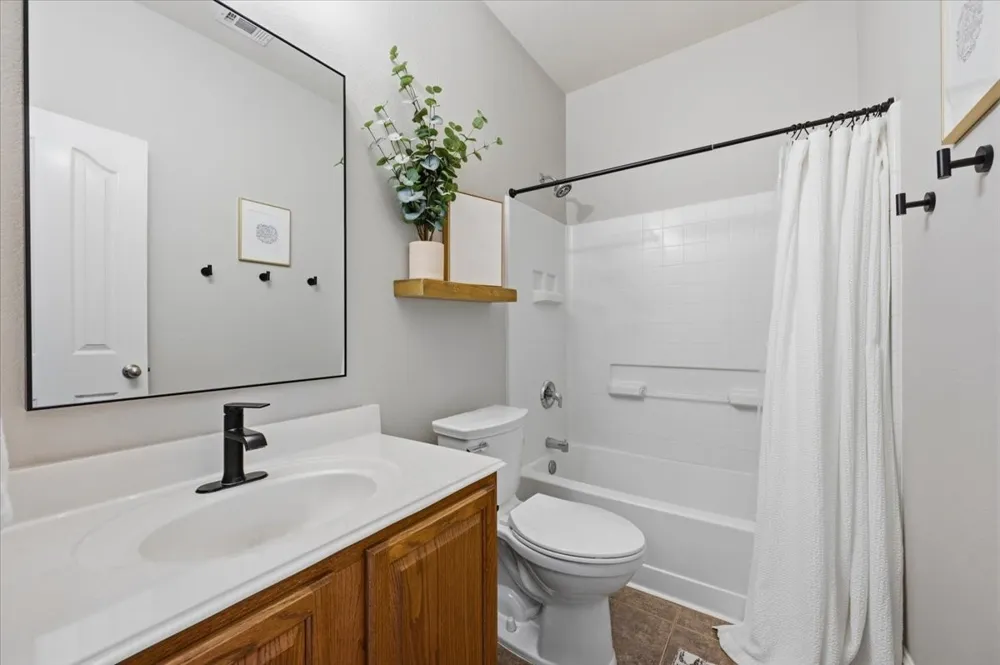 10437 Bradshaw Drive Fort Worth, TX 76108
