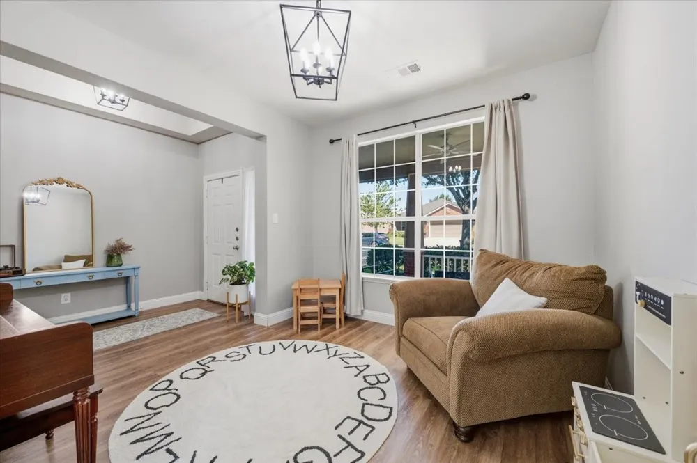 10437 Bradshaw Drive Fort Worth, TX 76108