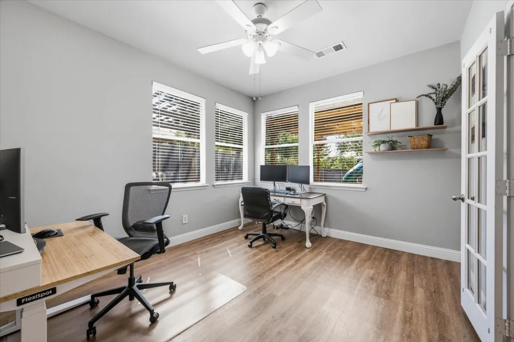 10437 Bradshaw Drive Fort Worth, TX 76108