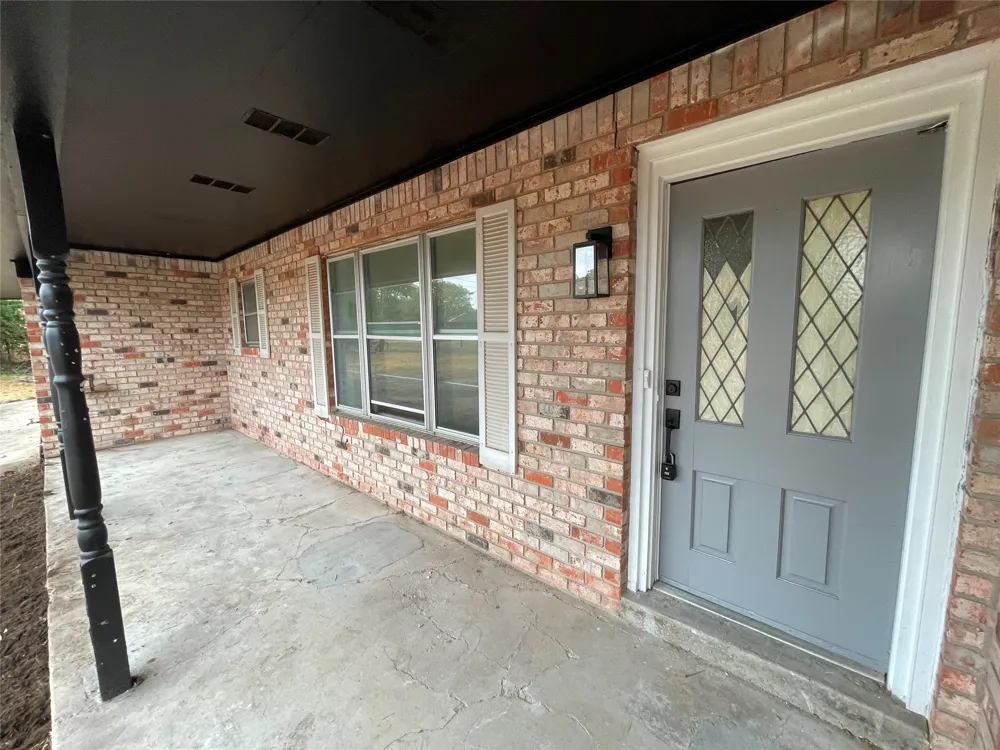 107 Dyck Riesel, TX 76682