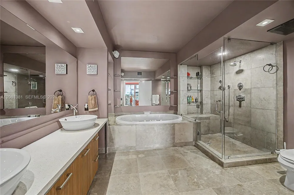 450 Alton Rd #2406 Miami Beach, FL 33139