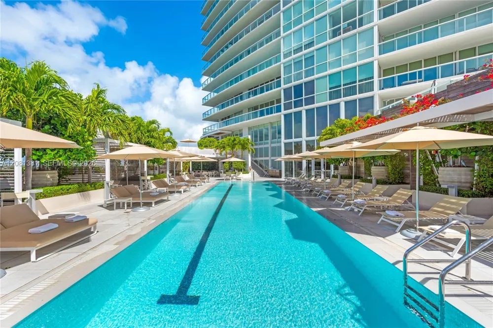 450 Alton Rd #2406 Miami Beach, FL 33139