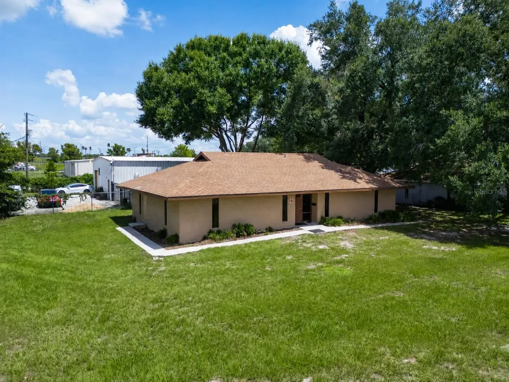 2800 WINTER LAKE ROAD Lakeland, FL 33803