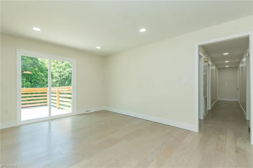 1719 E Center Street Extension Lexington, NC 27292