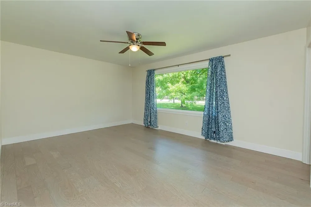 1719 E Center Street Extension Lexington, NC 27292