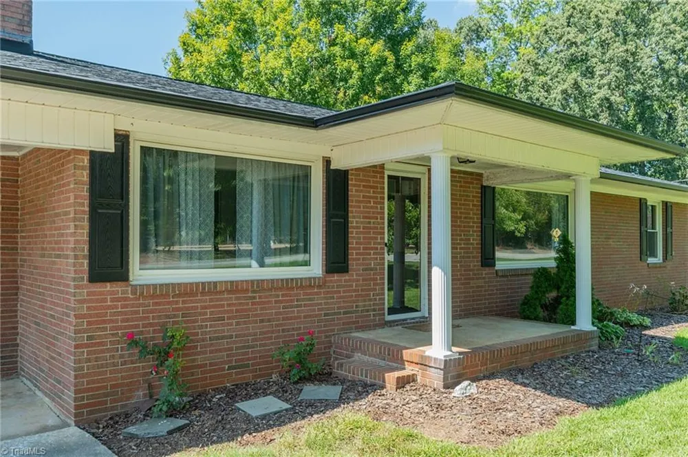 1719 E Center Street Extension Lexington, NC 27292