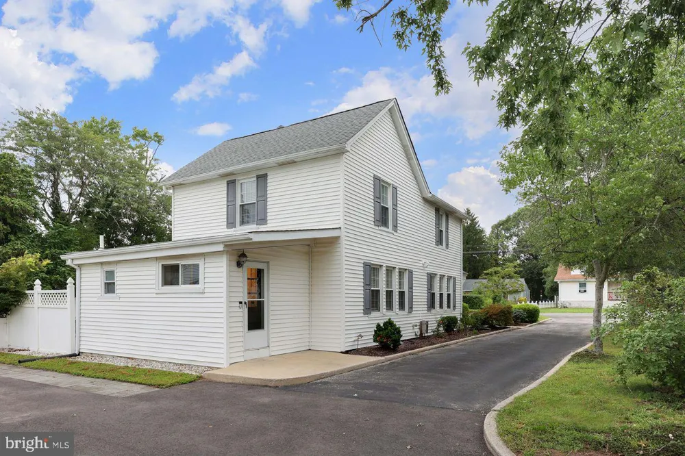 554 3RD STREET Hammonton, NJ 08037