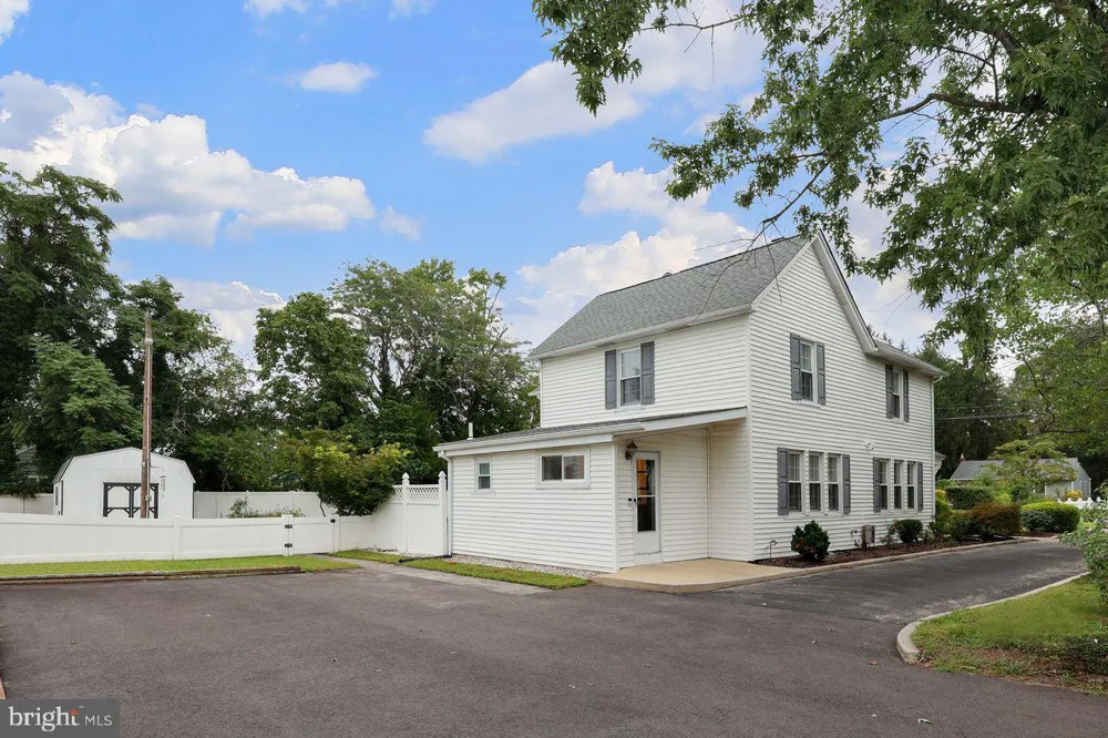 554 3RD STREET Hammonton, NJ 08037