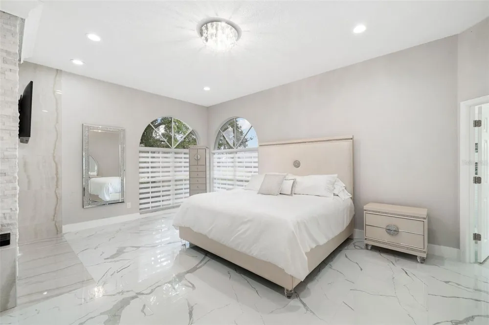5050 ISLEWORTH COUNTRY CLUB DRIVE Windermere, FL 34786