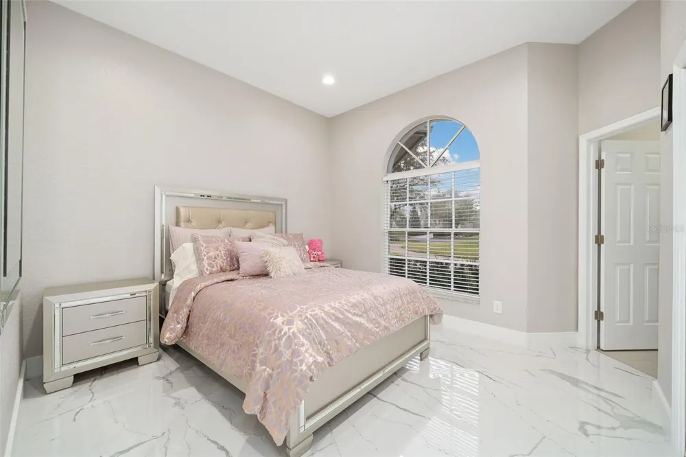 5050 ISLEWORTH COUNTRY CLUB DRIVE Windermere, FL 34786