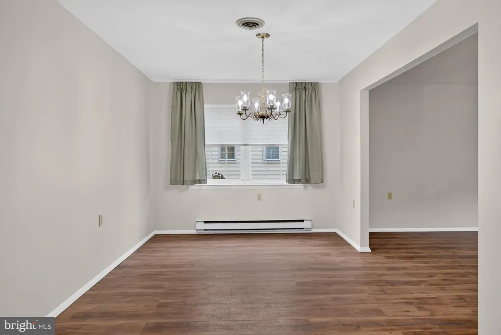 104 DORCHESTER DRIVE Southampton, NJ 08088